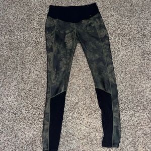 Calia yoga pants. Color: green. Size: small.